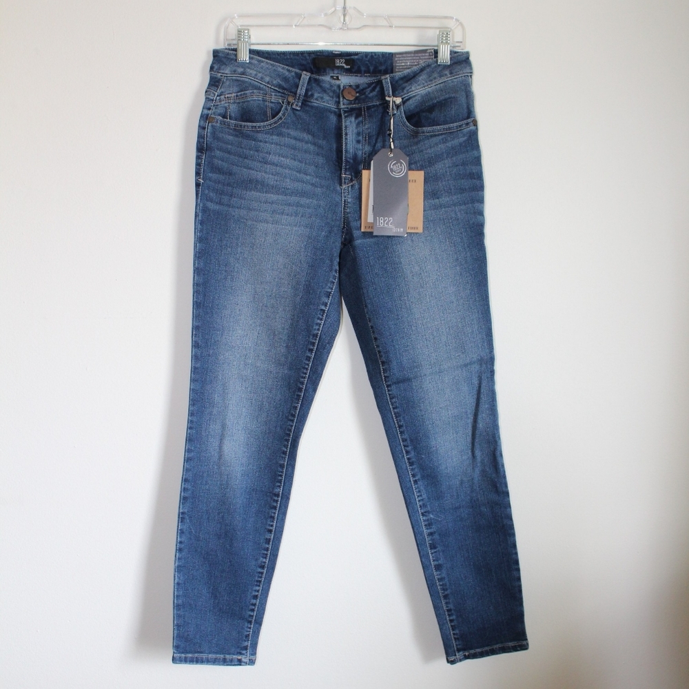 1822 NWT Ankle Skinny Jeans